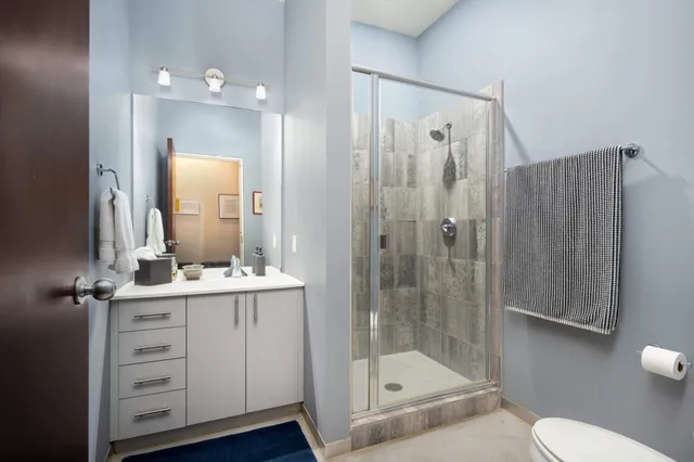 $299,900 | 5601 Smetana Drive, Unit 113, Minnetonka, MN 55343