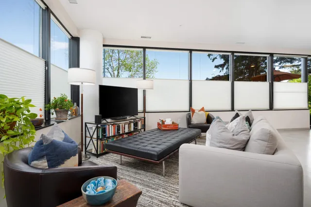 $299,900 | 5601 Smetana Drive, Unit 113, Minnetonka, MN 55343