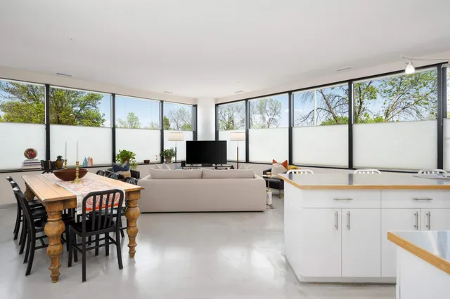 $299,900 | 5601 Smetana Drive, Unit 113, Minnetonka, MN 55343