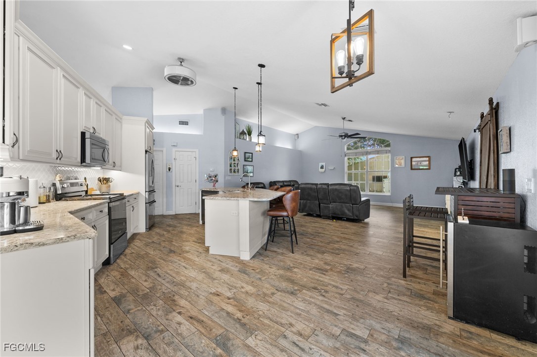 20885 Huffmaster Road North Fort Myers, FL 33917 - Photo 15 of 48 Gallery Image 15