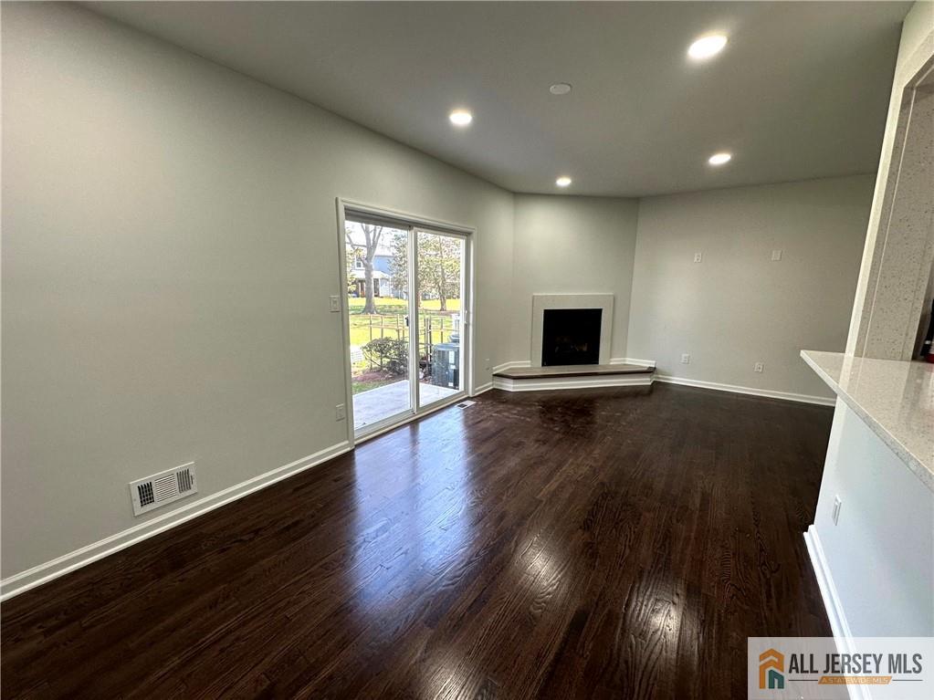 4204 Hana Road Edison, NJ 08817 - Photo 17 of 48 Gallery Image 17