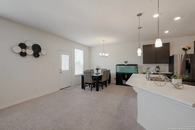 $1,825 | 3537 Under Par, San Antonio, TX 78245