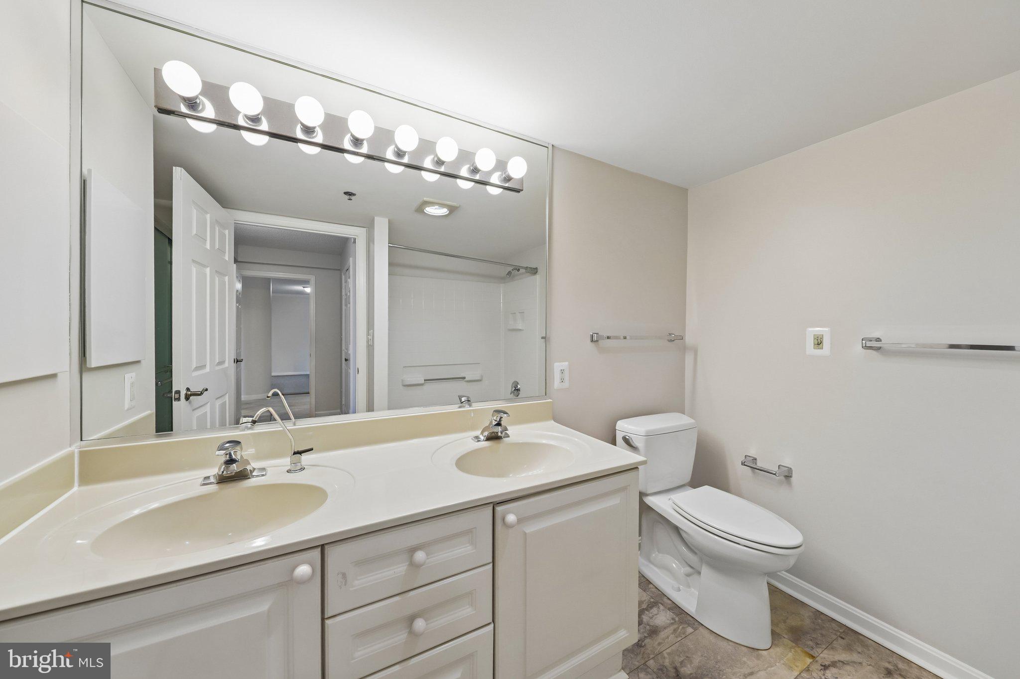 19385 Cypress Ridge Terrace, Unit 515 Leesburg, VA 20176 - Photo 57 of 58