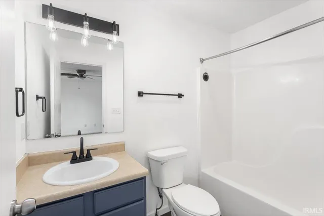 $295,500 | 3303 Crosspoint Court South, Lafayette, IN 47909