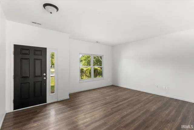 $295,500 | 3303 Crosspoint Court South, Lafayette, IN 47909