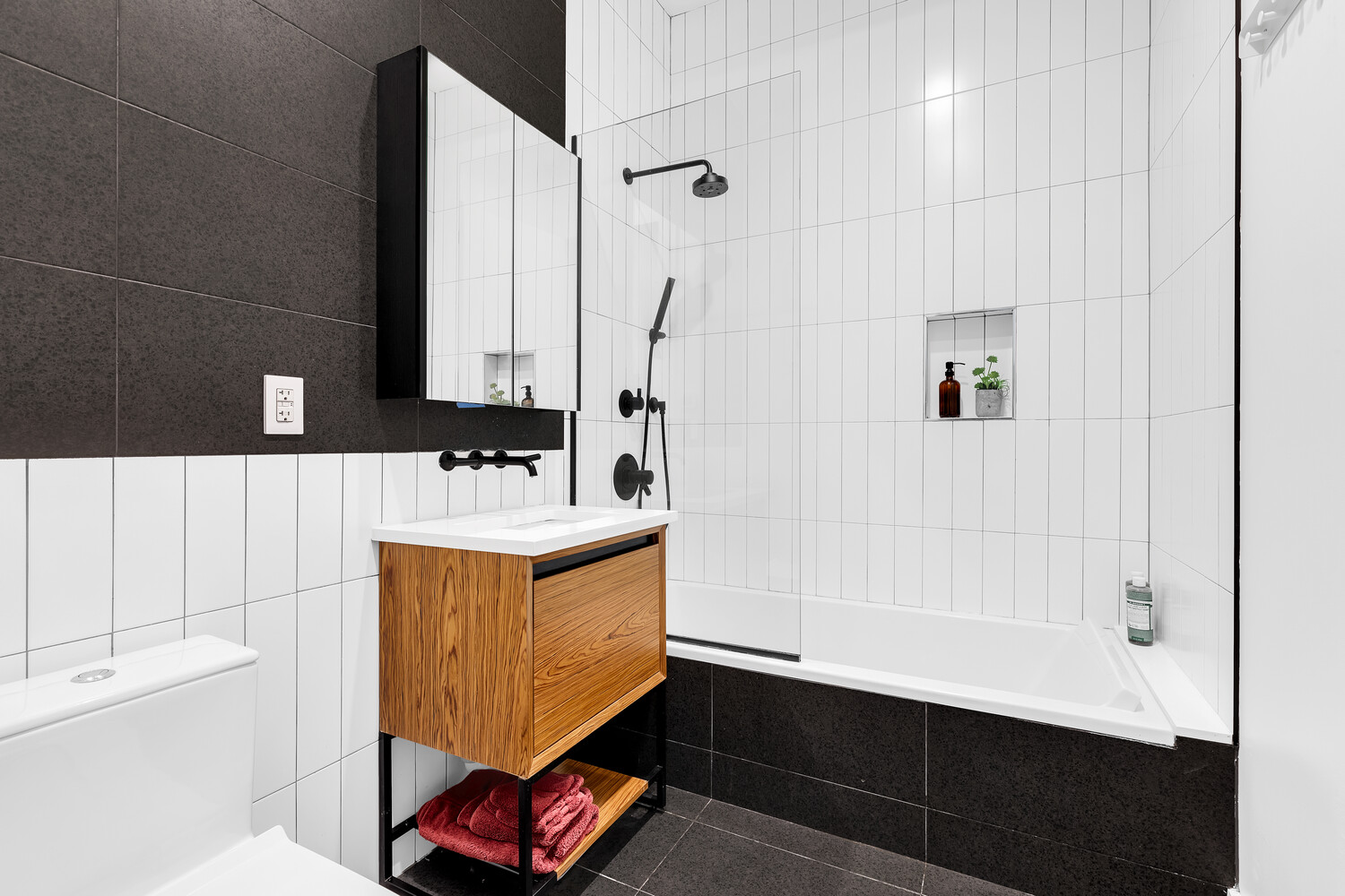 134 Quincy Street, Unit 2A Brooklyn, NY 11216 - Photo 5 of 8