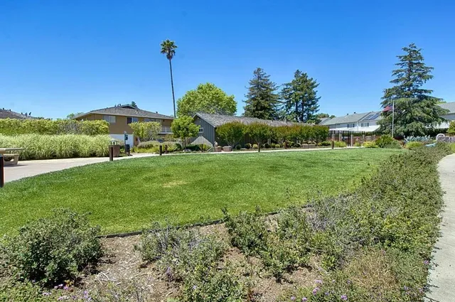 $3,300 | 1355 45th Avenue, Unit 3, Capitola, CA 95010