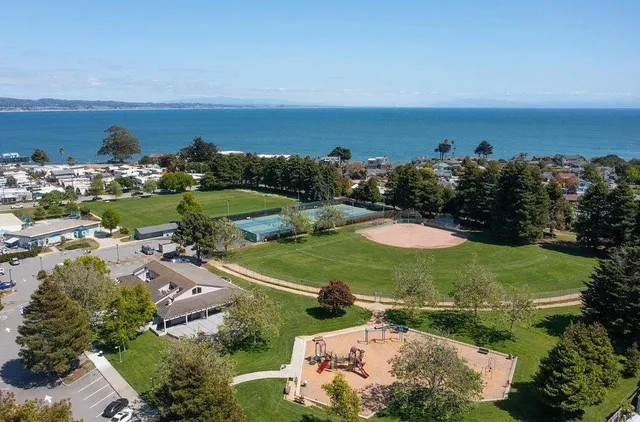 $3,300 | 1355 45th Avenue, Unit 3, Capitola, CA 95010