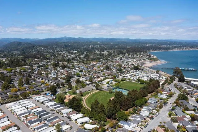 $3,300 | 1355 45th Avenue, Unit 3, Capitola, CA 95010