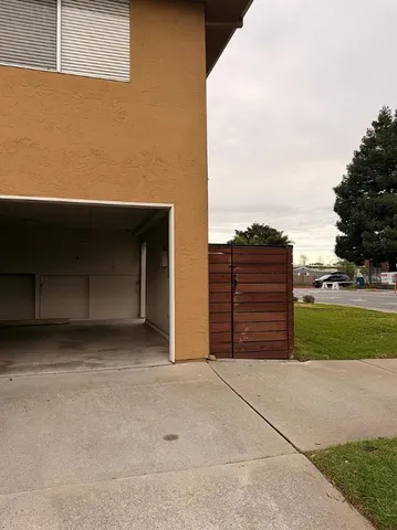 $3,300 | 1355 45th Avenue, Unit 3, Capitola, CA 95010