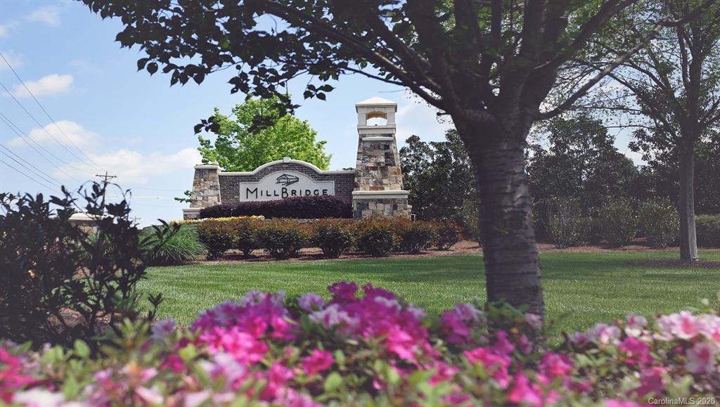 8007 Oakmere Road Waxhaw, NC 28173 - Photo 27 of 40 a front view of a house with a yard