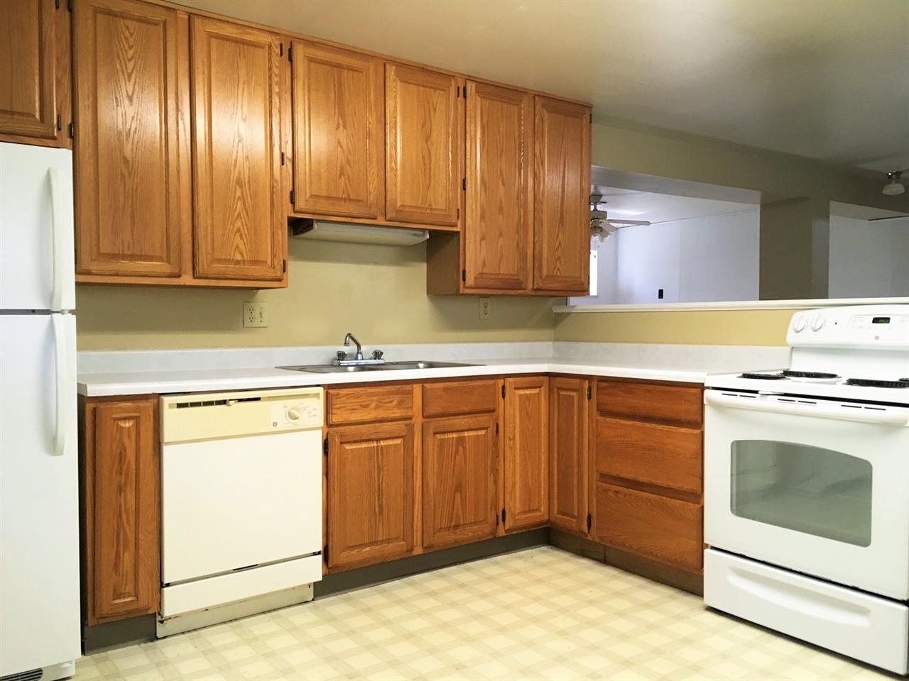 3302 North Stoneycrest Road Bloomington, IN 47404 - Photo 11 of 20 Gallery Image 11
