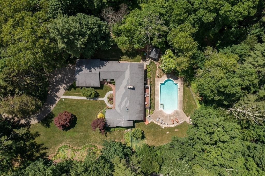 5 Greystone Road Dover, MA 02030 - Photo 27 of 27 Gallery Image 27