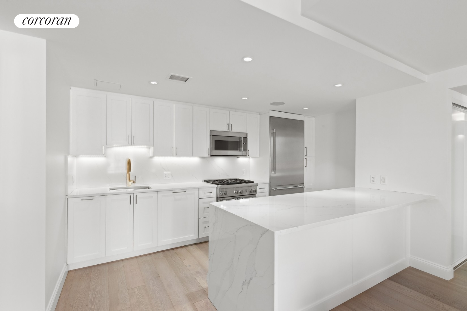 333 Rector Place, Unit PH1E Manhattan, NY 10280 - Photo 3 of 11