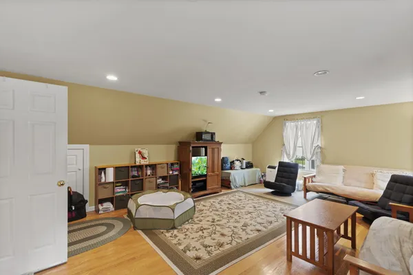 $775,000 | 1 Izzy Lane, Kittery, ME 03904