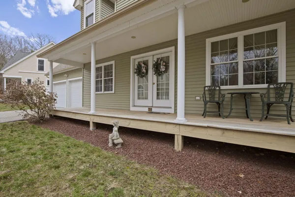 $775,000 | 1 Izzy Lane, Kittery, ME 03904
