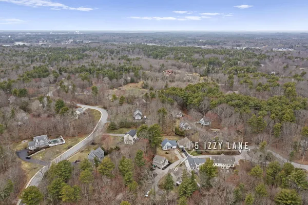 $775,000 | 1 Izzy Lane, Kittery, ME 03904