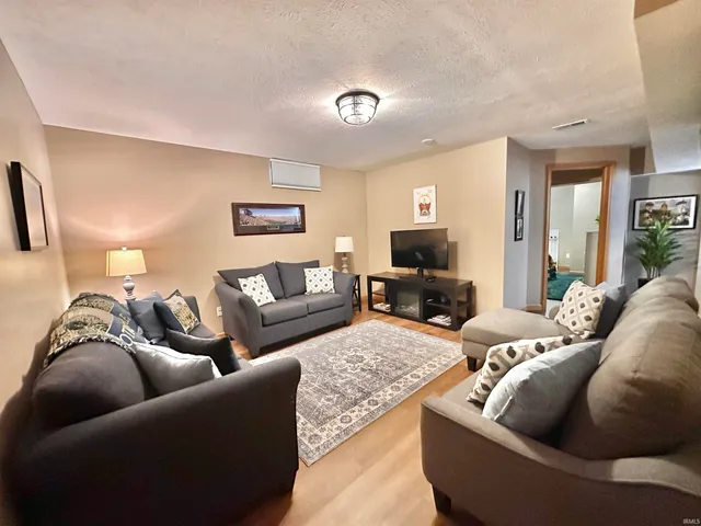 $399,900 | 1537 North Oakhill Drive, Unit B3, South Bend, IN 46637