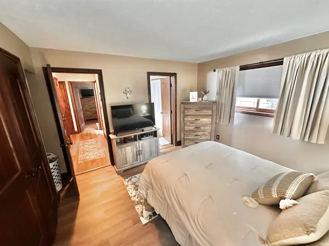 $399,900 | 1537 North Oakhill Drive, Unit B3, South Bend, IN 46637