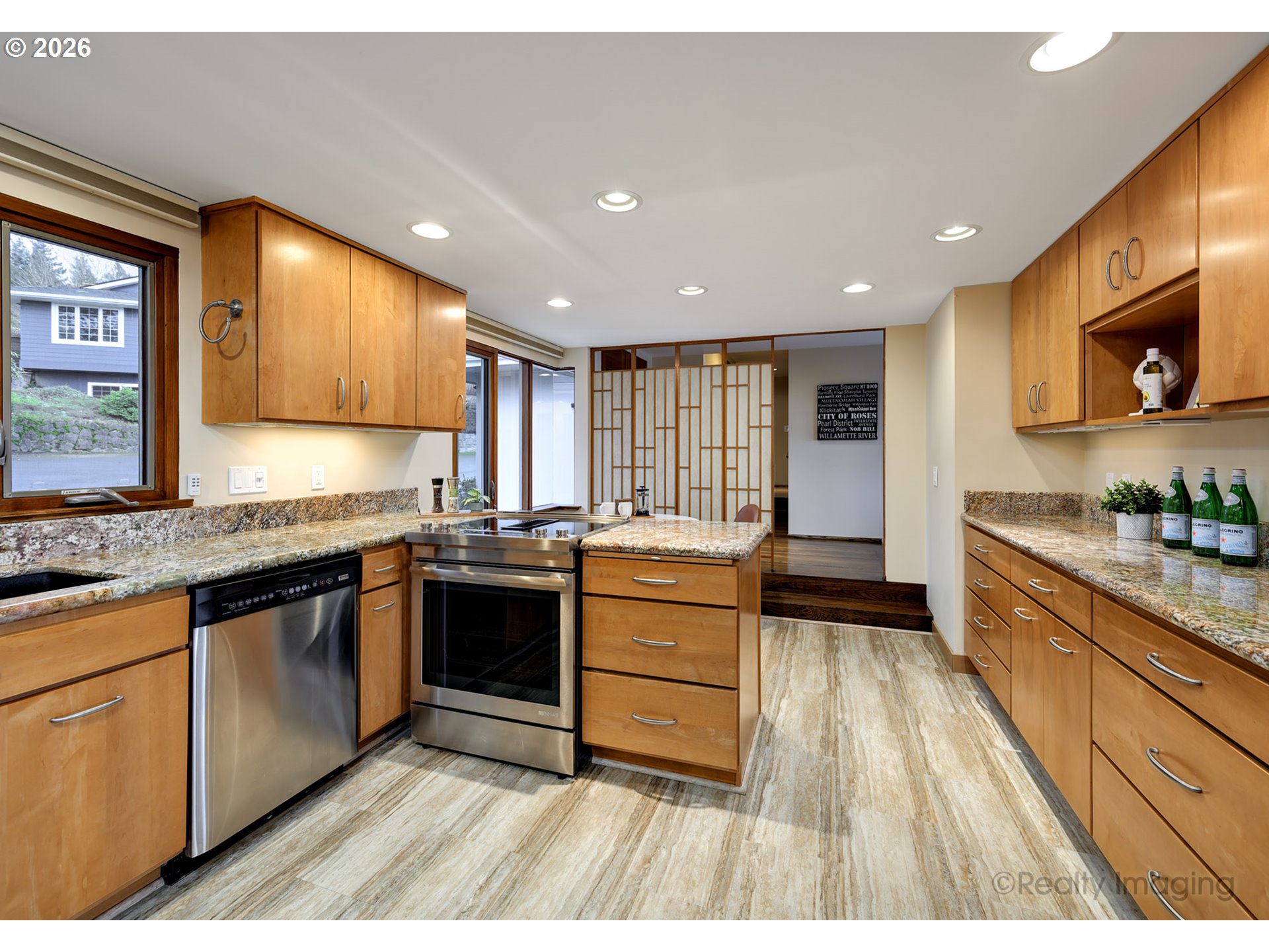 8000 Southwest Linden Road Portland, OR 97225 - Photo 17 of 48 Kitchen