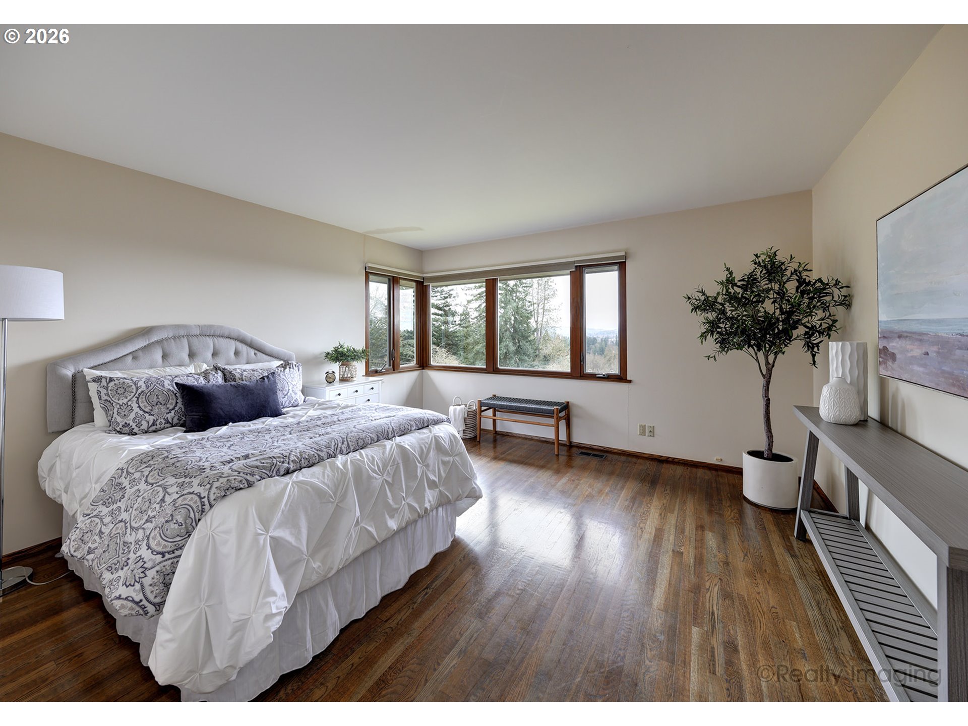 8000 Southwest Linden Road Portland, OR 97225 - Photo 25 of 48 Primary Bedroom