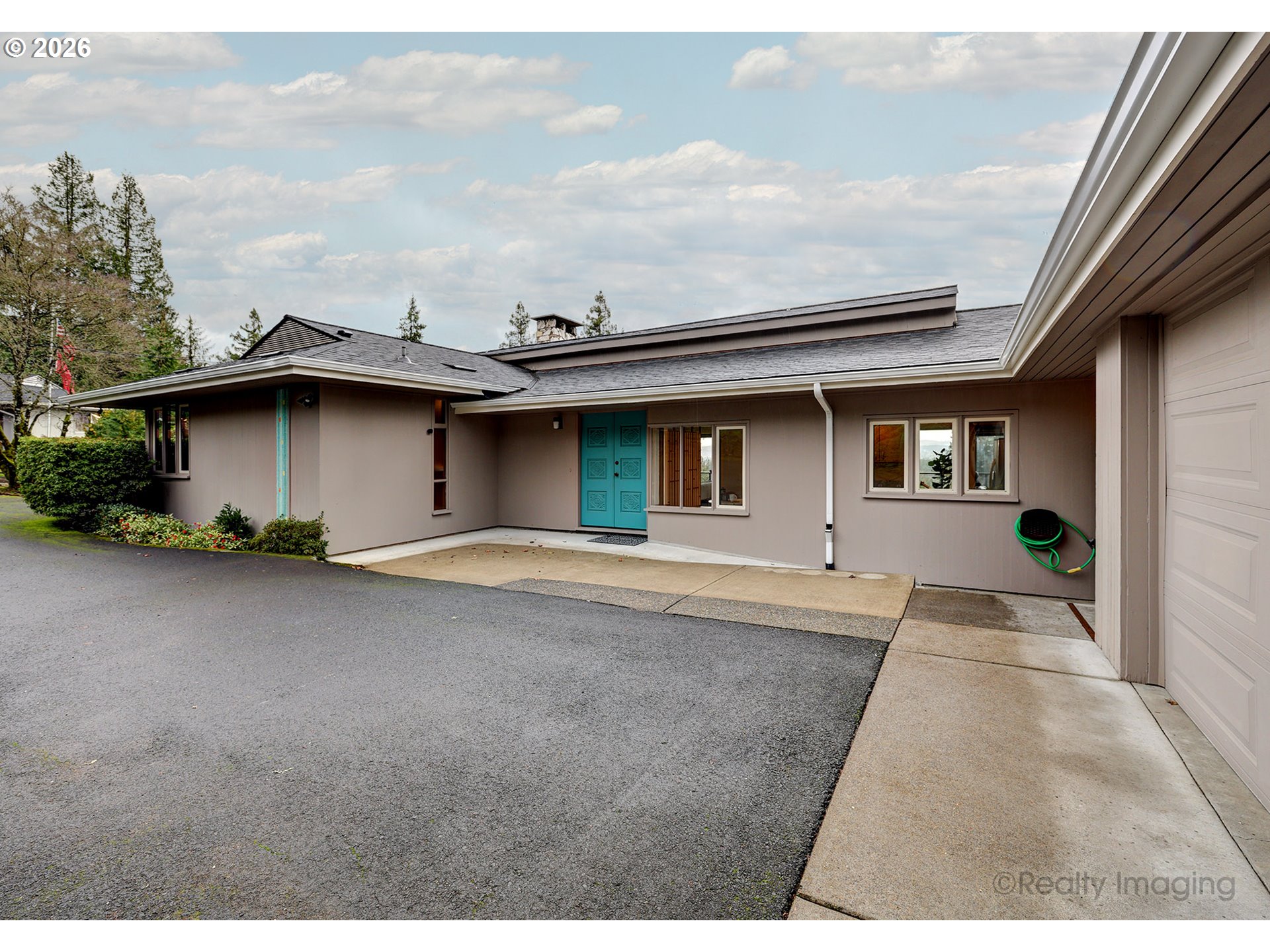 8000 Southwest Linden Road Portland, OR 97225 - Photo 4 of 48 Gallery Image 4