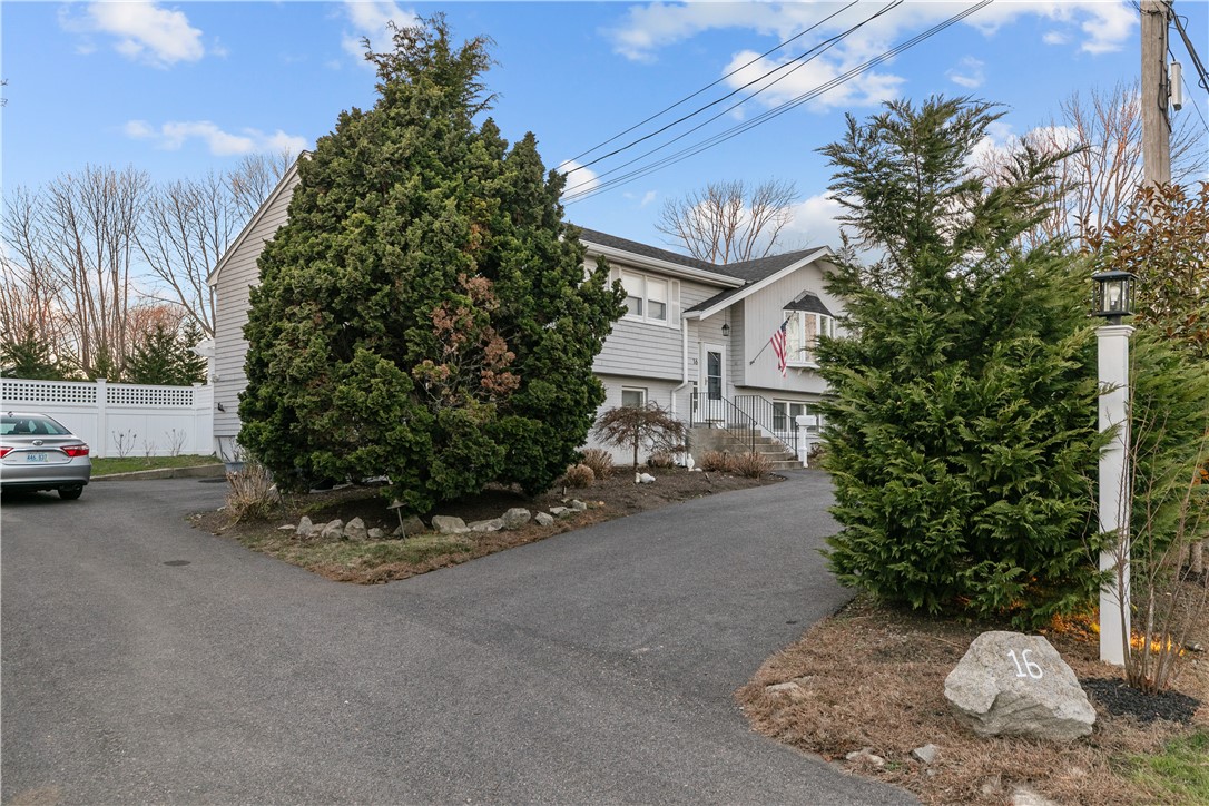 16 Shields Street, Unit 2 Newport, RI 02840 - Photo 1 of 20