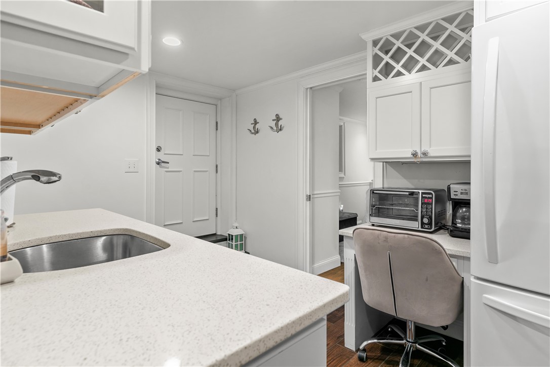 16 Shields Street, Unit 2 Newport, RI 02840 - Photo 13 of 20