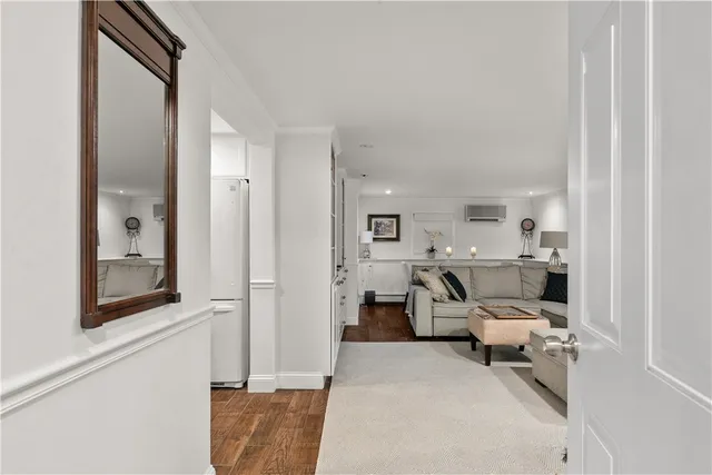 $1,800 | 16 Shields Street, Unit 2, Newport, RI 02840