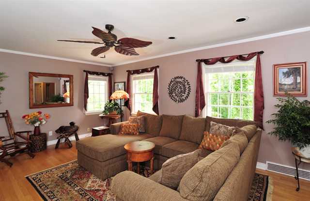 824 East Syringa Road Spokane, WA 99203 - Photo 5 of 9 Gallery Image 5