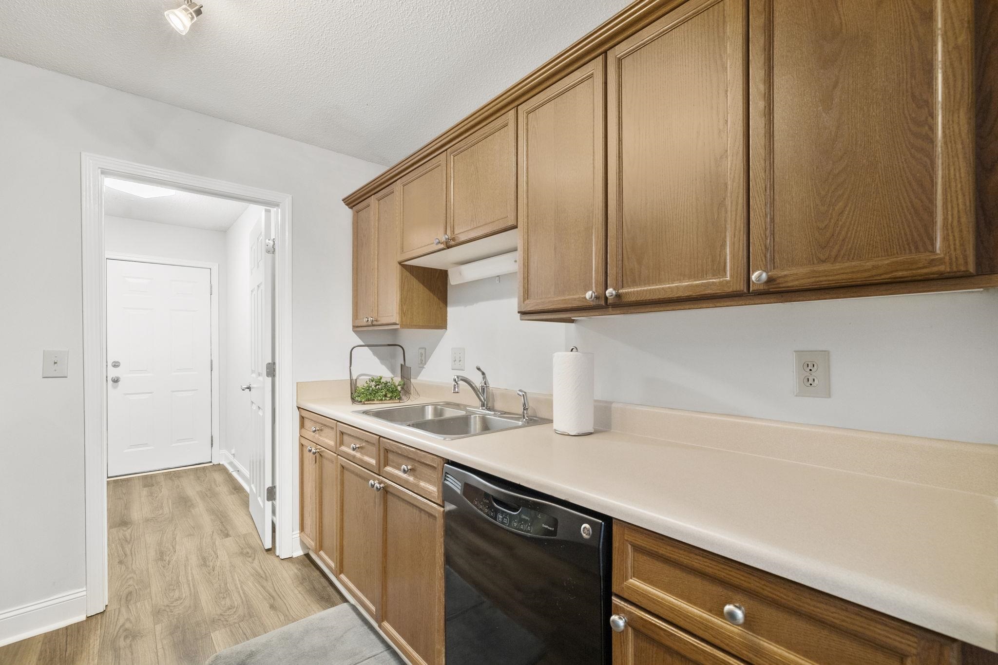 120 Trailside Lane Greenville, SC 29607 - Photo 13 of 28