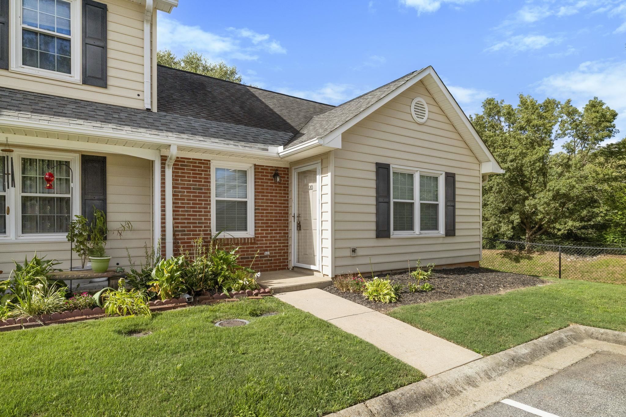 120 Trailside Lane Greenville, SC 29607 - Photo 3 of 28