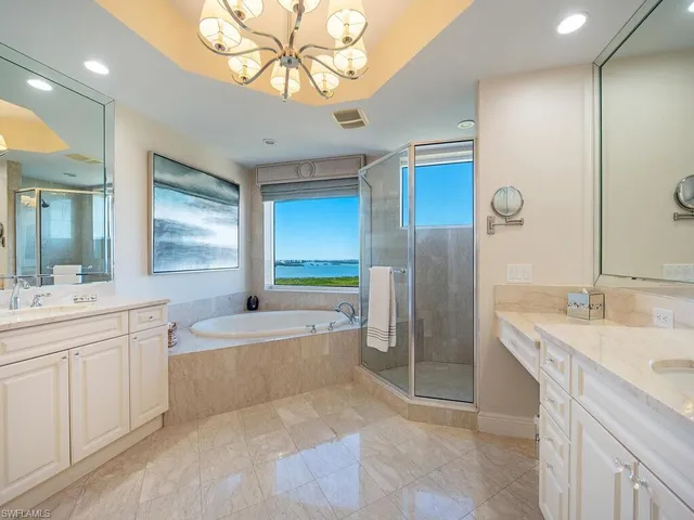 $1,350,000 | 23850 Via Italia Circle, Unit 2005, Bonita Springs, FL 34134