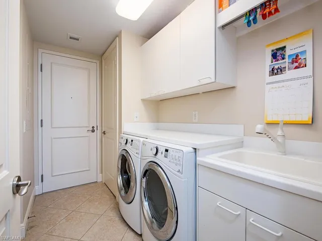 $1,350,000 | 23850 Via Italia Circle, Unit 2005, Bonita Springs, FL 34134