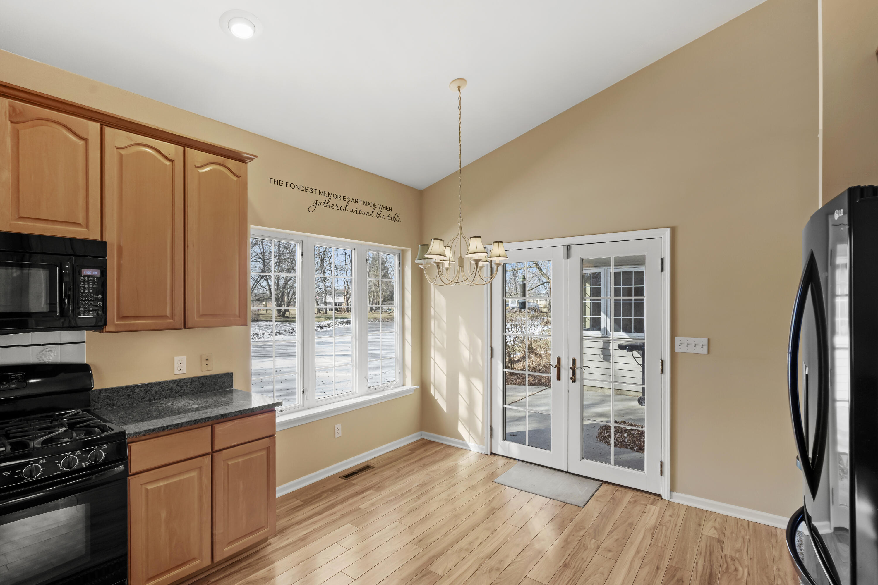 1730 Redbud Drive Hobart, IN 46342 - Photo 11 of 25 3000x2000