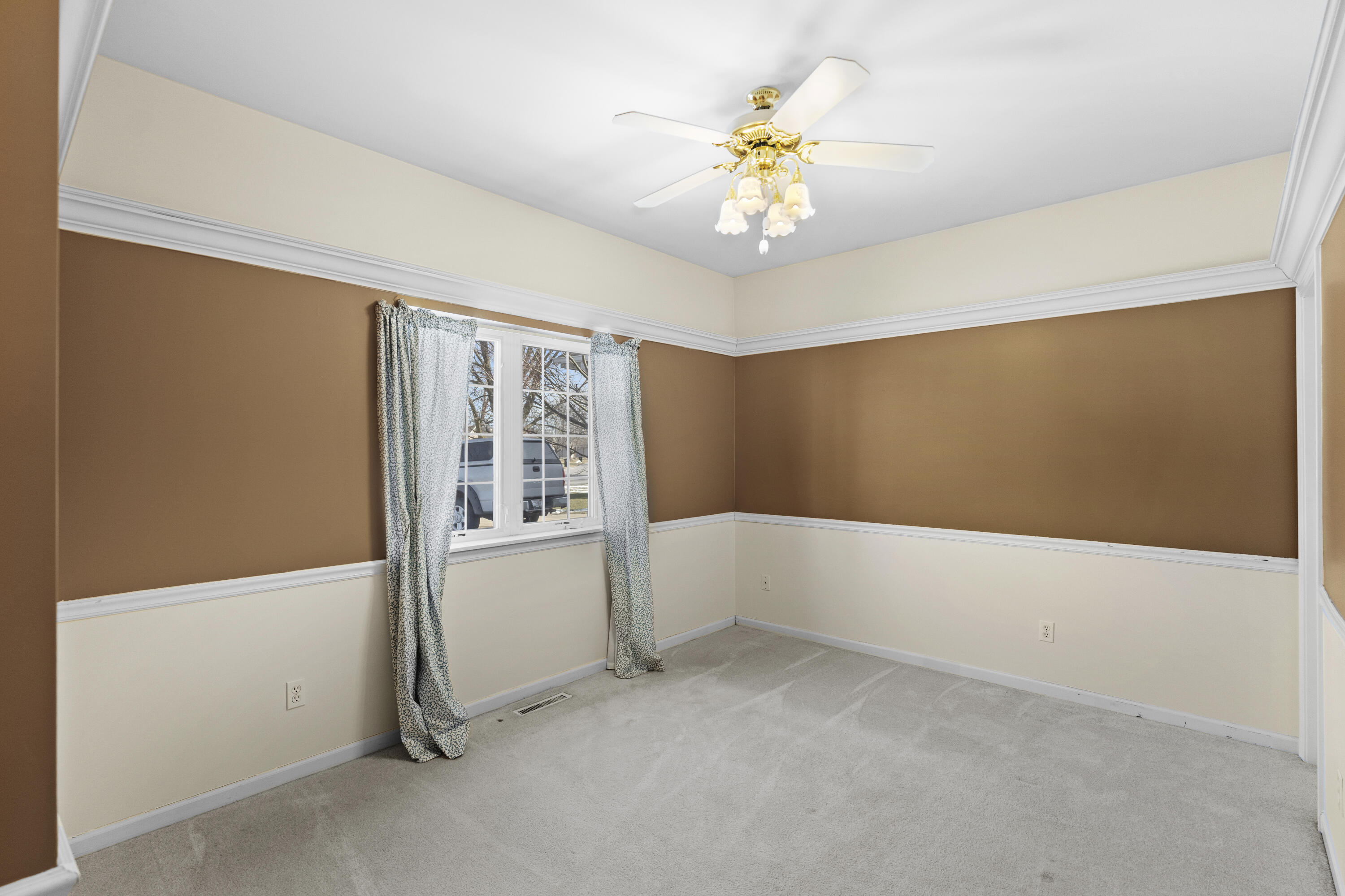 1730 Redbud Drive Hobart, IN 46342 - Photo 14 of 25 3000x2000