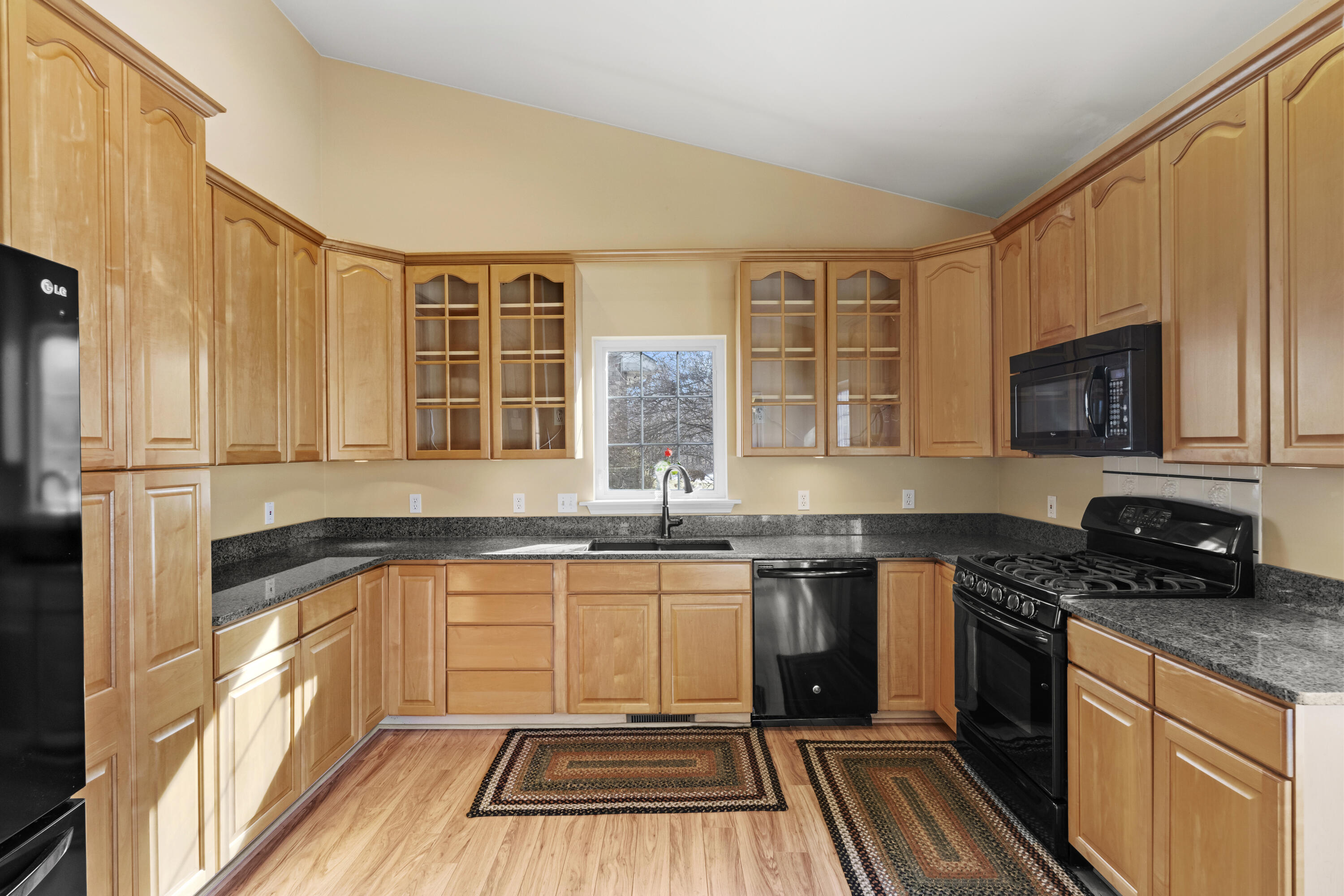 1730 Redbud Drive Hobart, IN 46342 - Photo 16 of 25 3000x2000