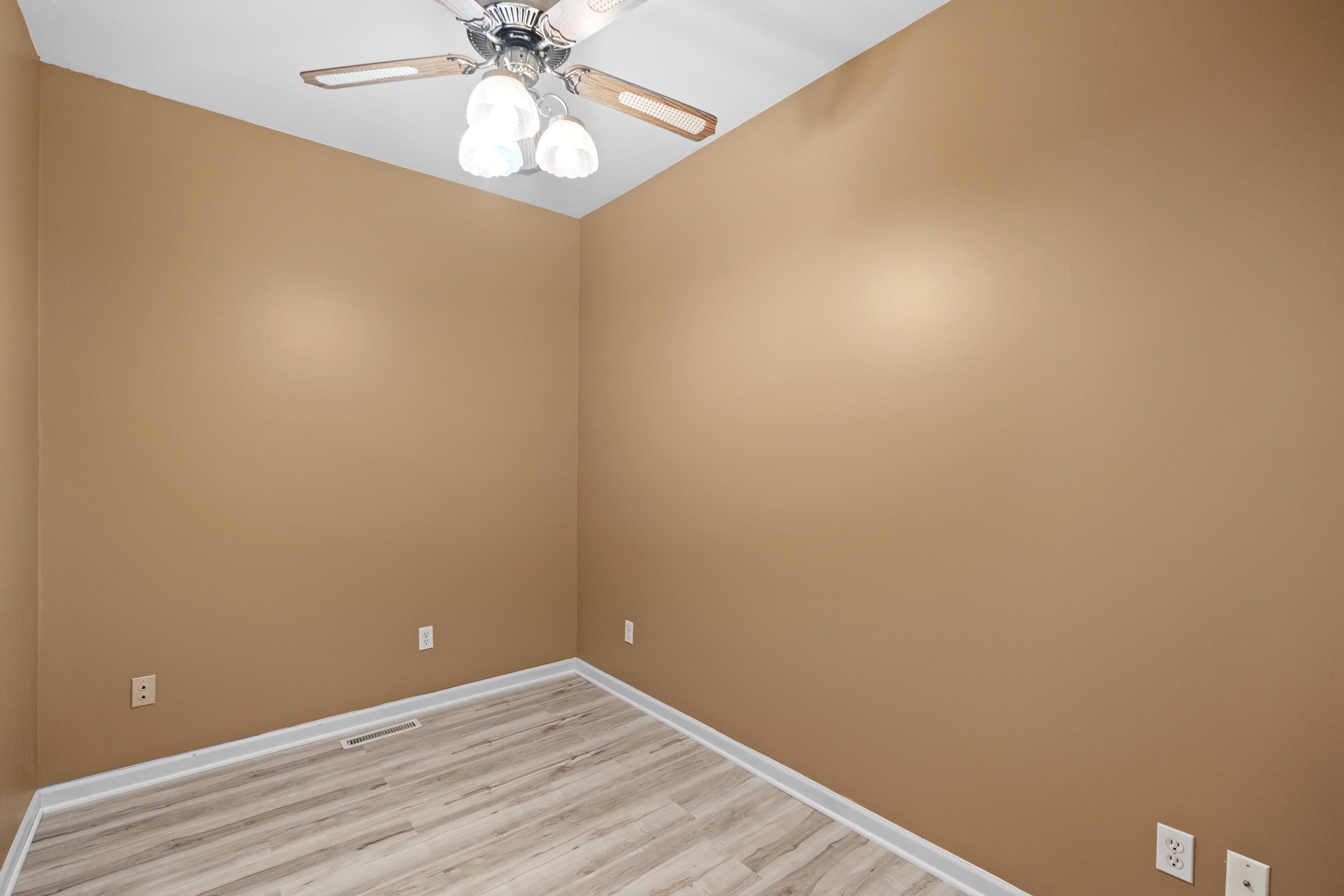 1730 Redbud Drive Hobart, IN 46342 - Photo 24 of 25 3000x2000