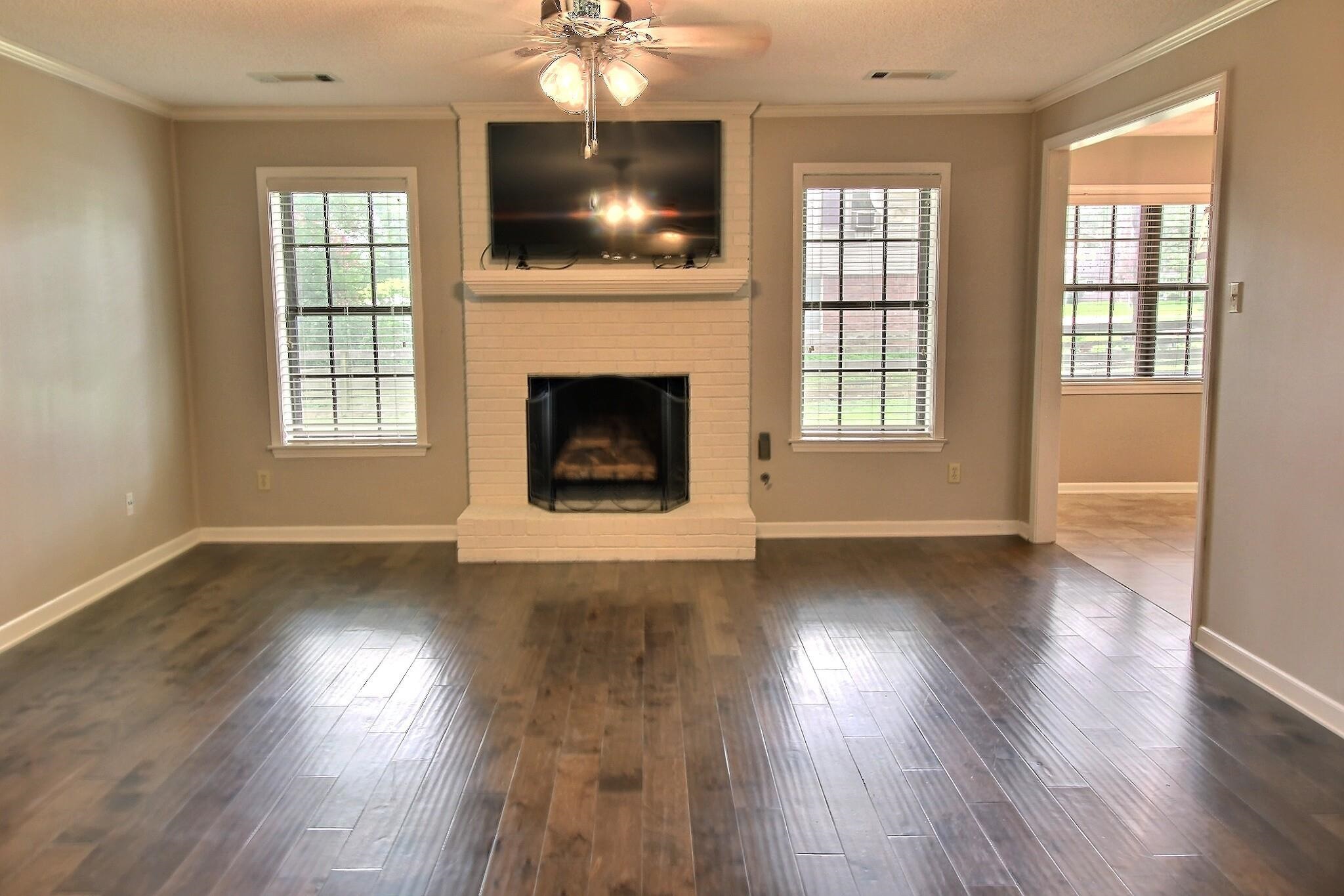 1112 Yorktown Road Collierville, TN 38017 - Photo 8 of 24 Gallery Image 8