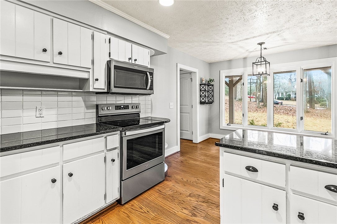 1324 Owens Road Auburn, AL 36830 - Photo 5 of 23 Gallery Image 5