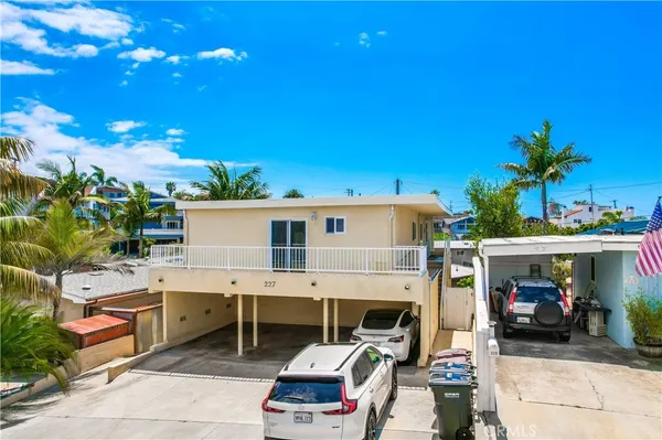 $2,799 | 227 West Canada, Unit 1, San Clemente, CA 92672