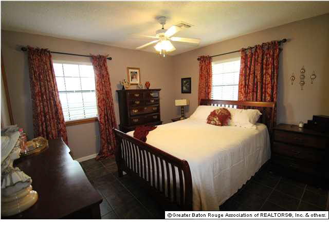 13742 Hammack Road Denham Springs, LA 70726 - Photo 8 of 20 Gallery Image 8