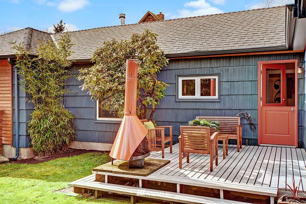 724 North 81st Street Seattle, WA 98103 - Photo 15 of 18 Gallery Image 15