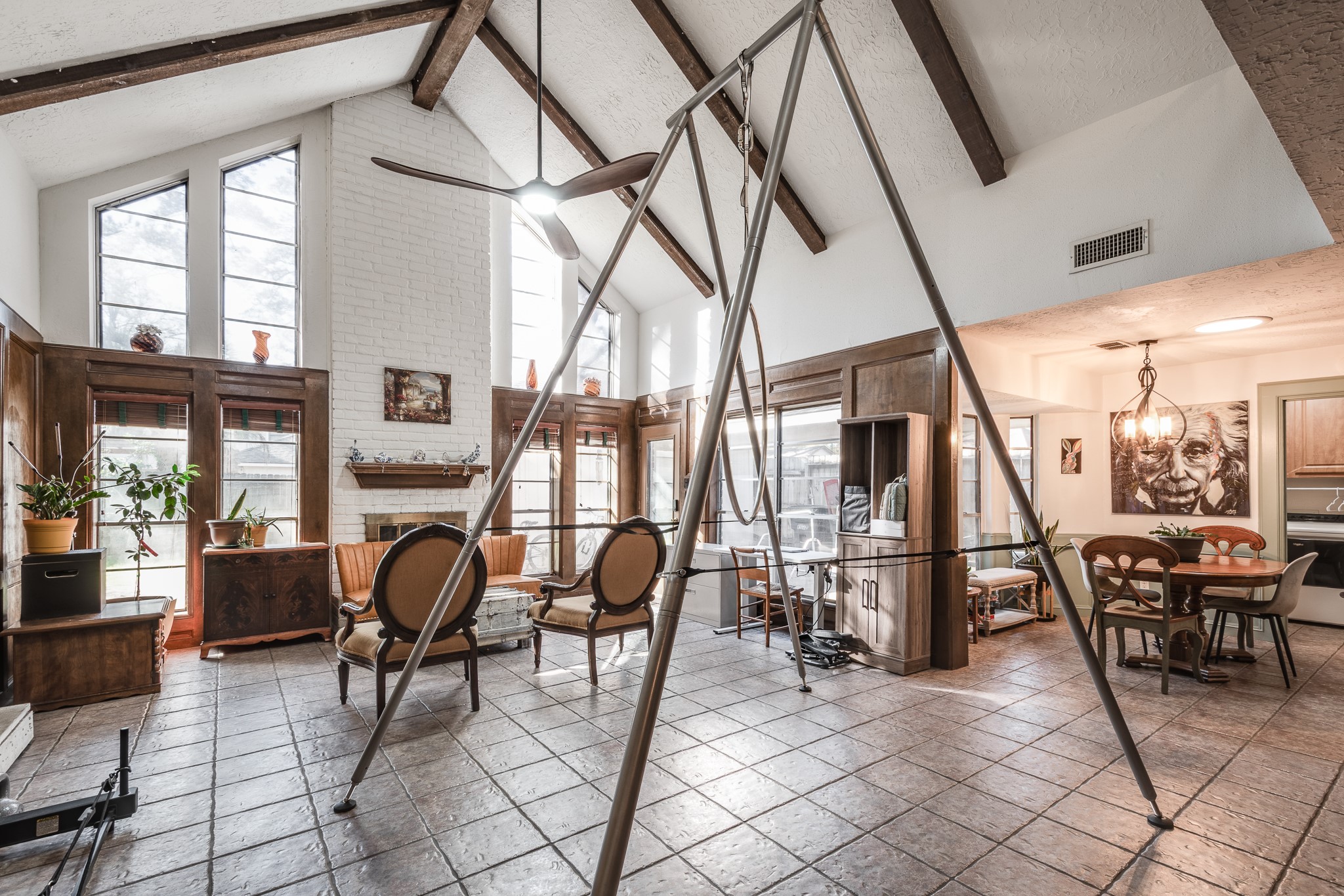 1802 Clover Spring Drive Houston, TX 77339 - Photo 11 of 32 LARGE WINDOWS! TONS OF NATURAL LIGHT!