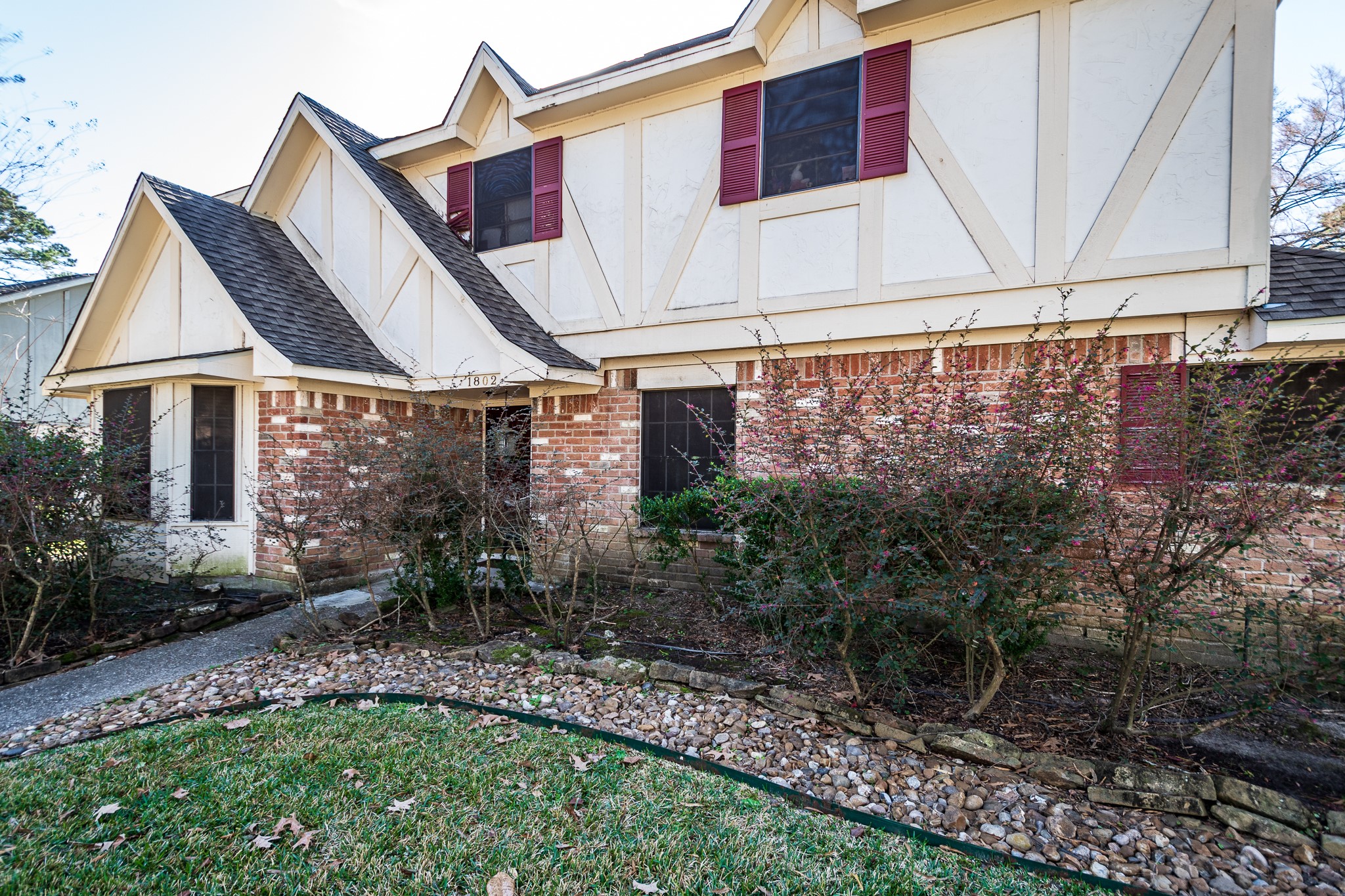 1802 Clover Spring Drive Houston, TX 77339 - Photo 6 of 32