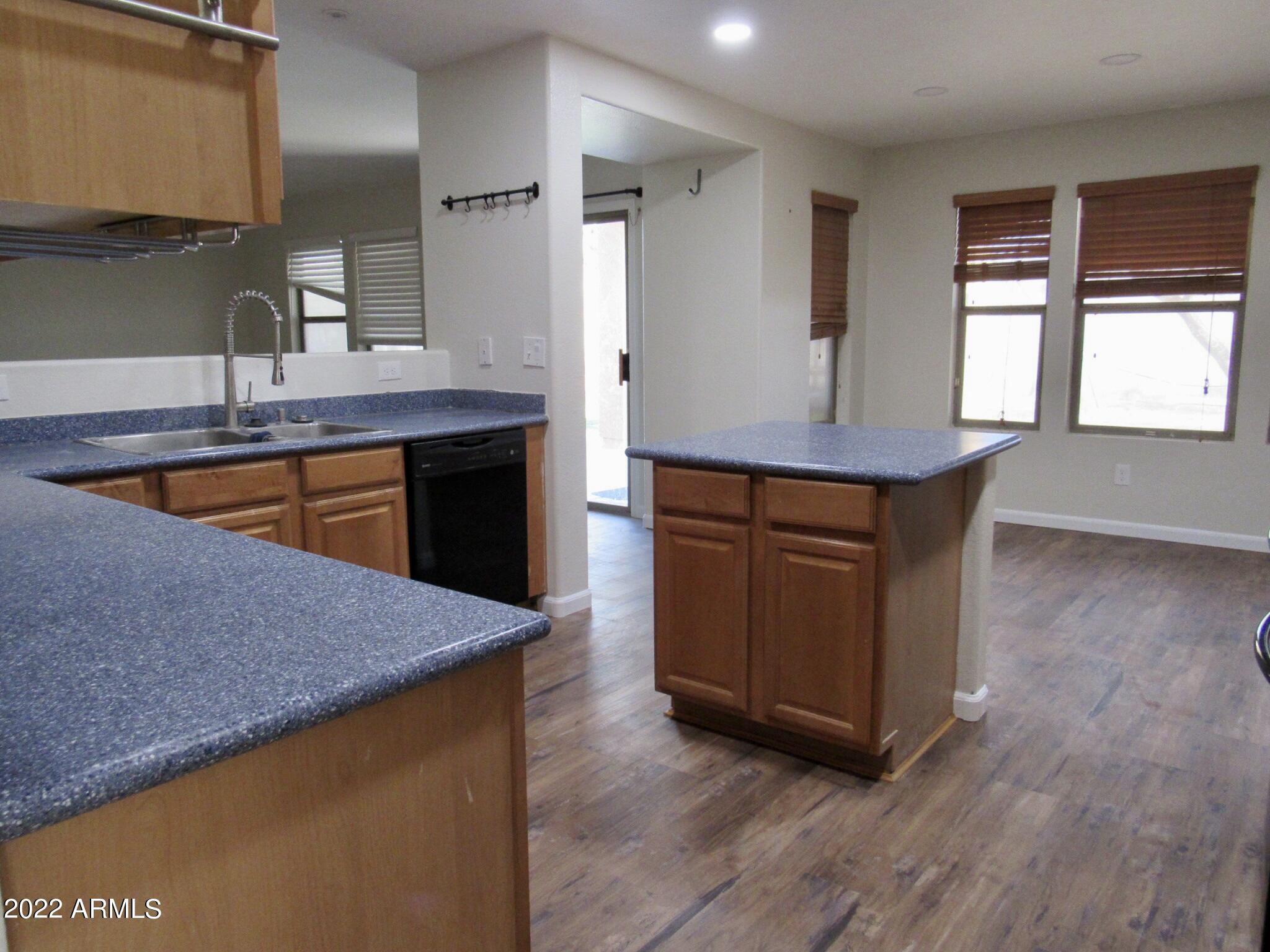 Kitchen 1