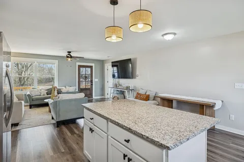 $352,400 | 1521 Wixtown Road, Westmoreland, TN 37186