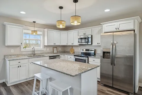 $352,400 | 1521 Wixtown Road, Westmoreland, TN 37186