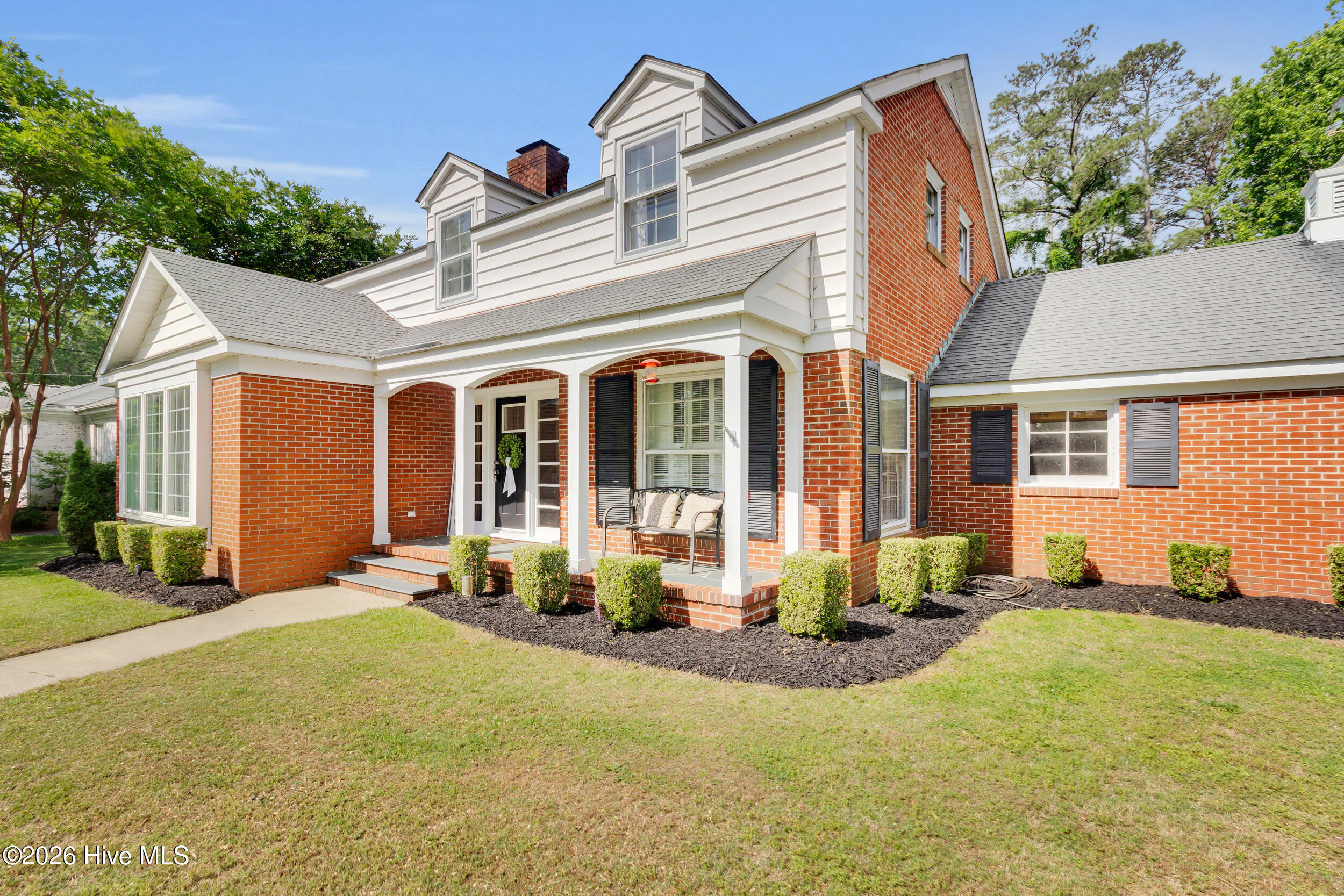 1912 Greenbriar Road Kinston, NC 28501 - Photo 7 of 45 Front