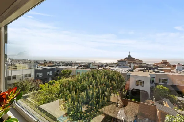 $2,595,000 | 1571 37th Avenue, San Francisco, CA 94122